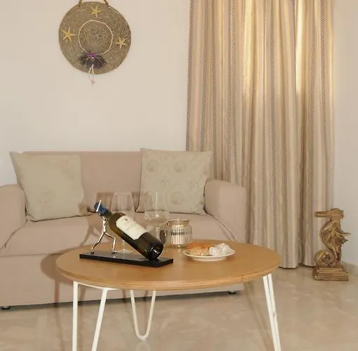 Flora's Mykonos Klouvas