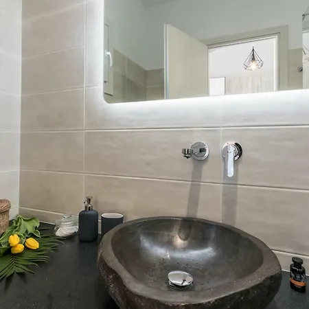 Flora's Mykonos Lägenhet *