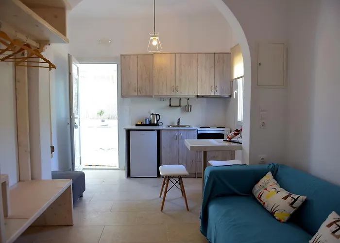 Flora's Mykonos Apartman Kluvász